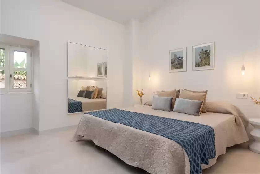 Holiday rentals in Can font (costitx), Costitx