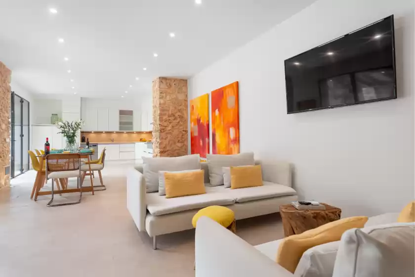 Holiday rentals in Can font (costitx), Costitx