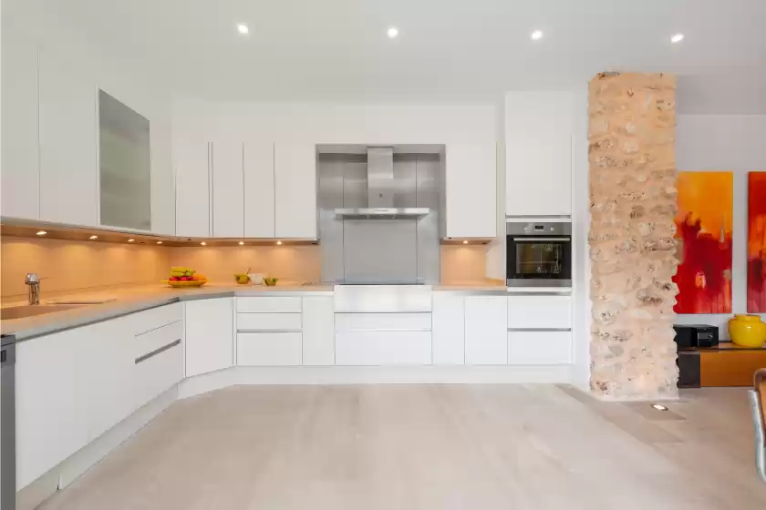 Holiday rentals in Can font (costitx), Costitx