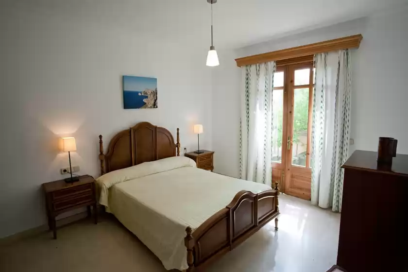 Holiday rentals in Llampudol (villa sa coma), sa Coma