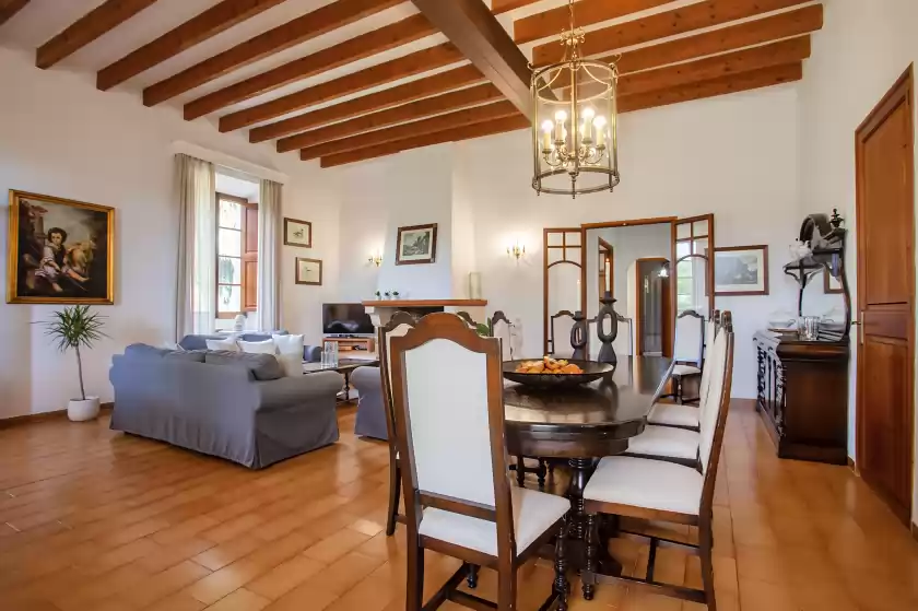 Holiday rentals in Can cirerol, Portocolom