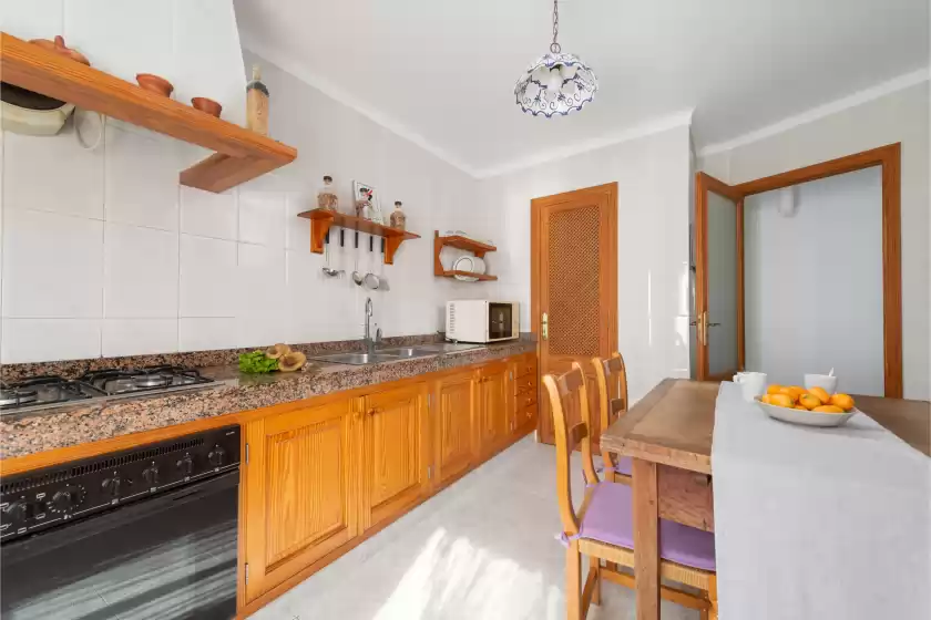 Holiday rentals in Ca na francisca, Lloseta