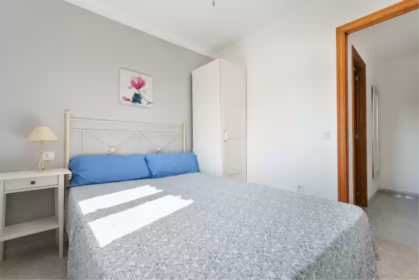 Holiday rentals in Ca na francisca, Lloseta