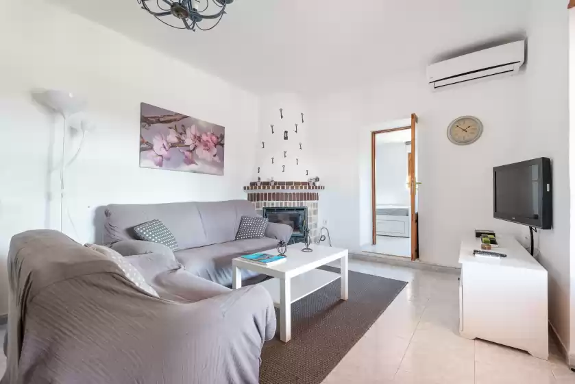 Holiday rentals in Ca na francisca, Lloseta