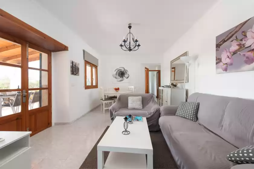 Holiday rentals in Ca na francisca, Lloseta