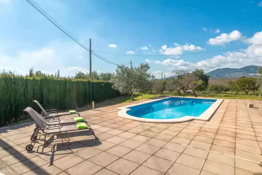 Holiday rentals in Ca na francisca, Lloseta