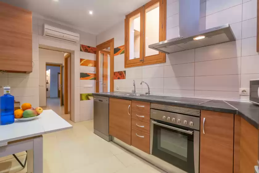 Holiday rentals in Casa nord 4pax, Caimari