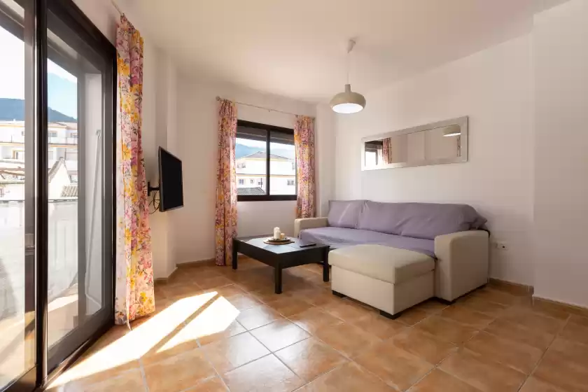 Holiday rentals in Tolox 2, Tolox