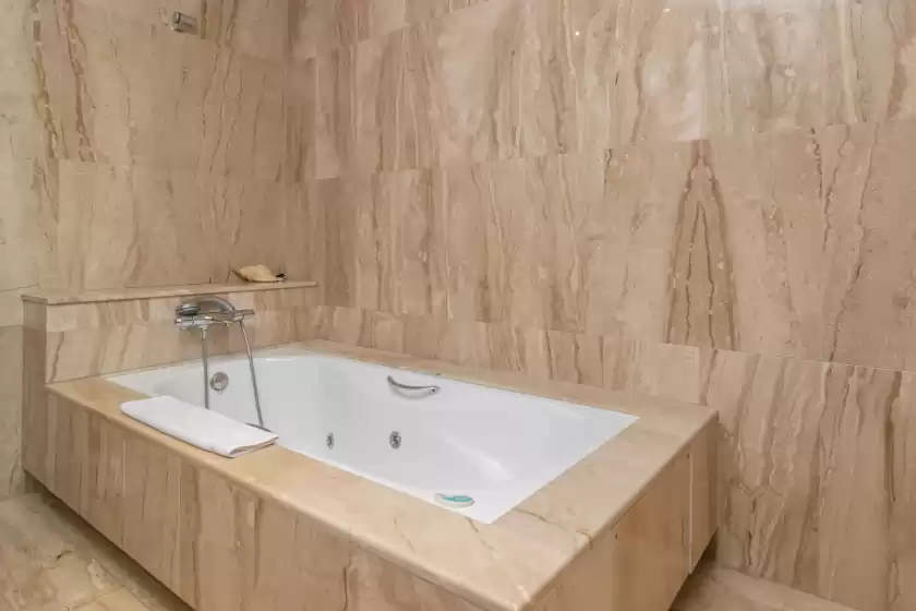 Holiday rentals in Paradise 88, Son Ferrer