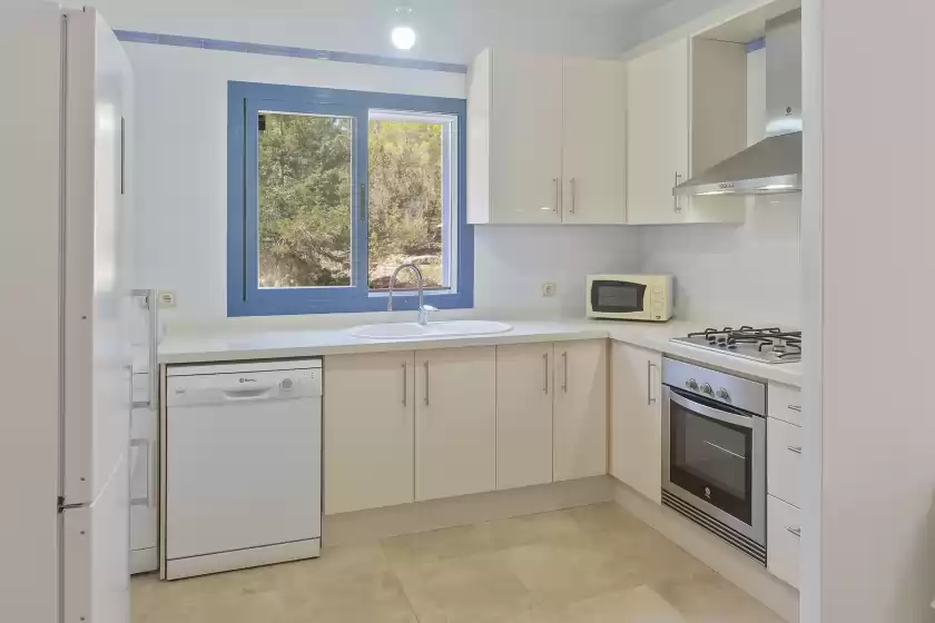 Holiday rentals in Es lliri blanc, Venda des Cap de Barbaria