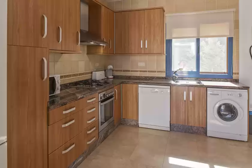 Holiday rentals in Es lliri blanc, Venda des Cap de Barbaria