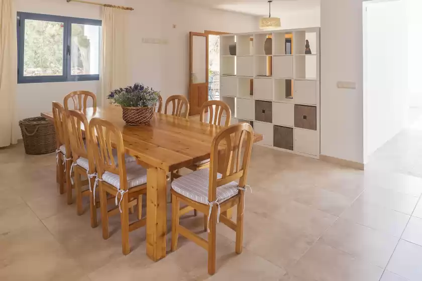 Holiday rentals in Es lliri blanc, Venda des Cap de Barbaria