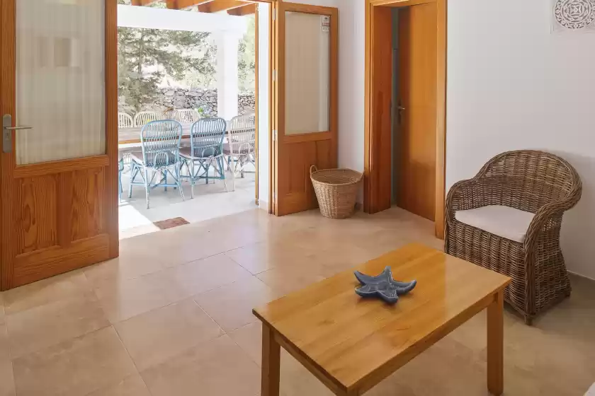 Holiday rentals in Es lliri blanc, Venda des Cap de Barbaria