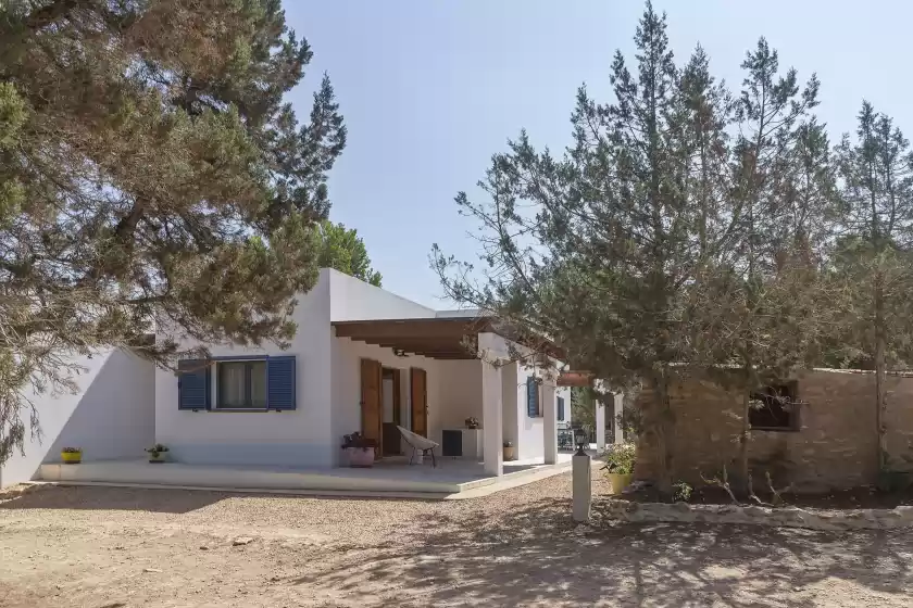 Holiday rentals in Es lliri blanc, Venda des Cap de Barbaria