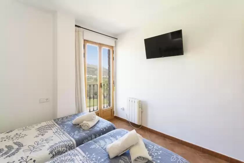 Holiday rentals in Carrebaix ii, Orba