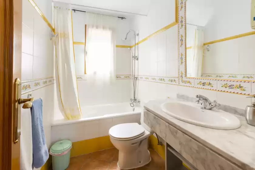 Holiday rentals in Carrebaix iii, Orba