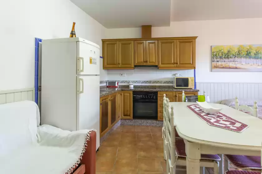 Holiday rentals in Carrebaix v, Orba