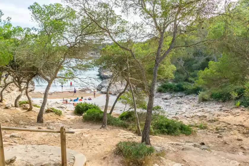 Holiday rentals in Barca trencada a3, es Cap des Moro