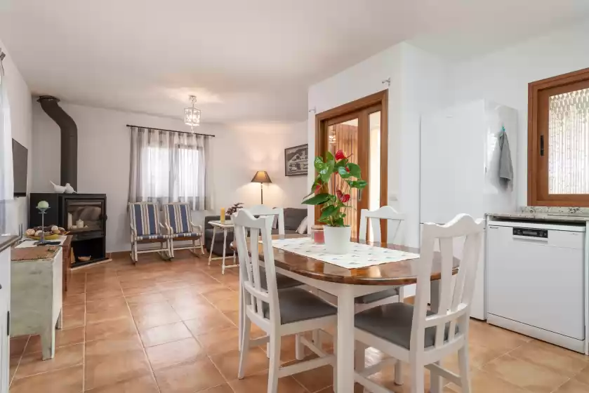 Holiday rentals in Sa caseta (búger), Búger