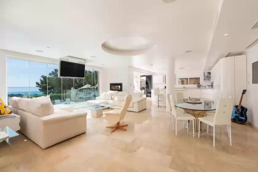 Holiday rentals in Villa ocean view, Santa Ponça