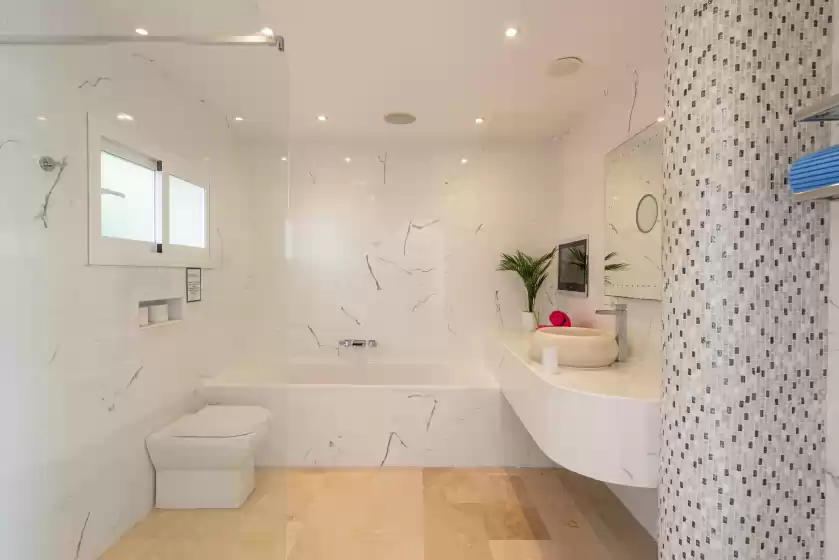 Holiday rentals in Villa ocean view, Santa Ponça