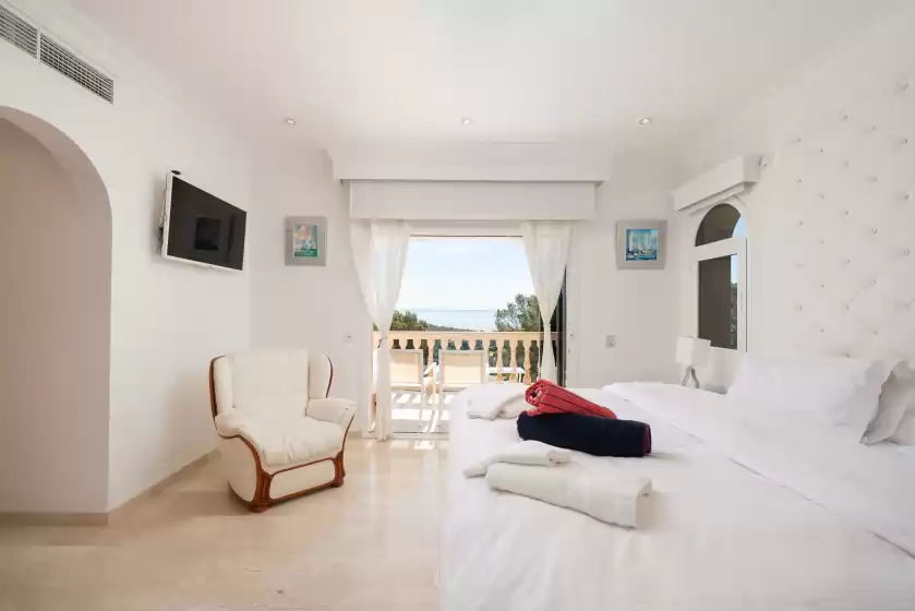 Holiday rentals in Villa ocean view, Santa Ponça