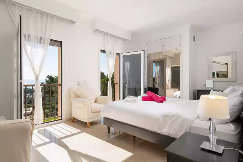 Holiday rentals in Villa ocean view, Santa Ponça