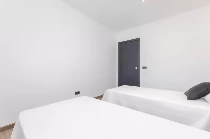 Holiday rentals in Boston, Can Picafort