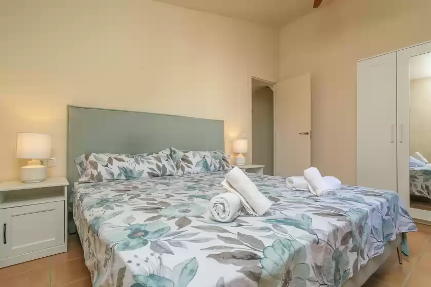 Holiday rentals in Finca castillo, Manacor