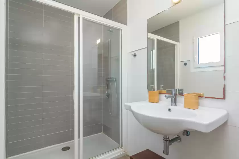 Holiday rentals in Villa blanca, Cala Ferrera