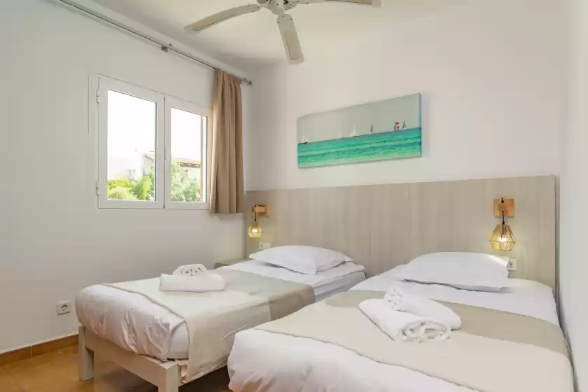 Holiday rentals in Villa blanca, Cala Ferrera