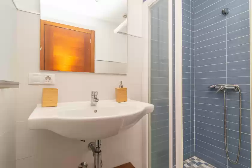 Holiday rentals in Villa blanca, Cala Ferrera