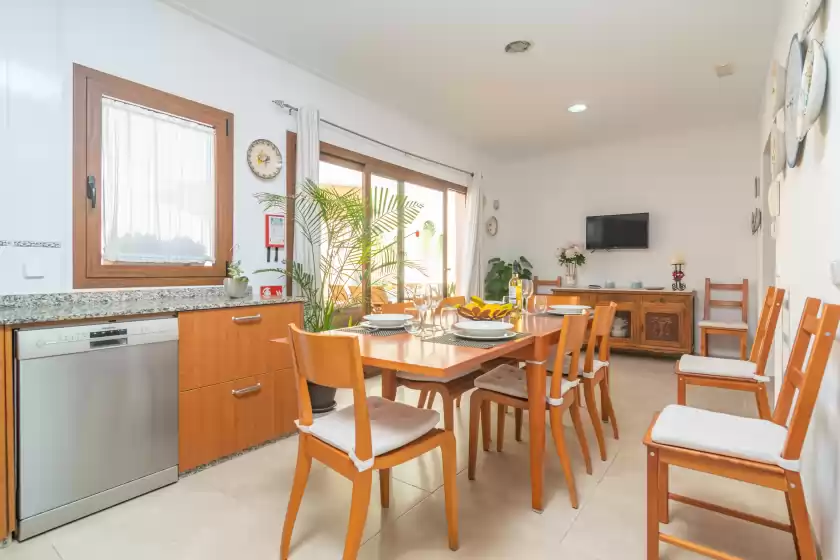 Holiday rentals in Villa placeta, Sa Pobla