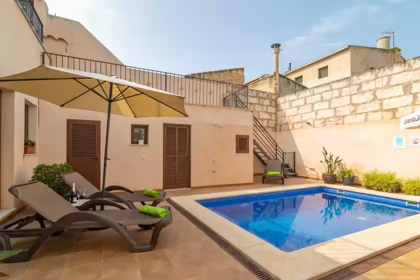 Holiday rentals in Villa placeta, Sa Pobla