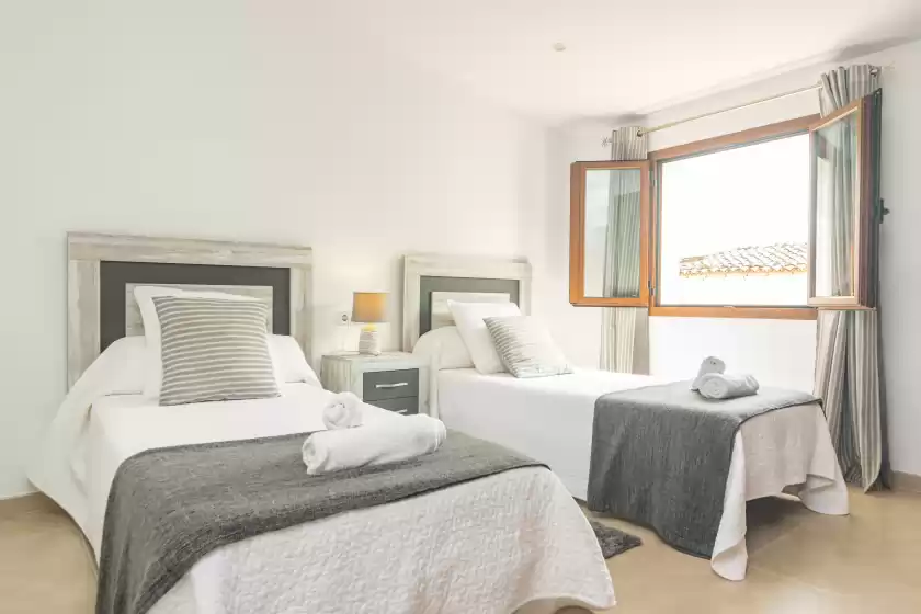 Holiday rentals in Villa placeta, Sa Pobla