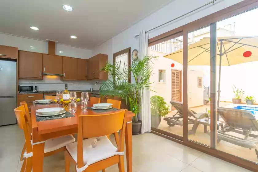 Holiday rentals in Villa placeta, Sa Pobla