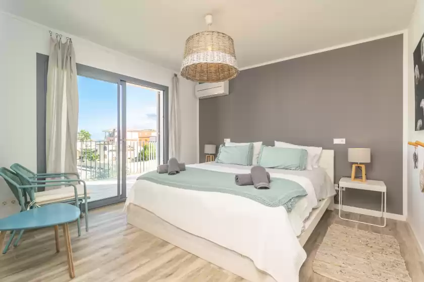 Holiday rentals in Casa del mar, Son Serra de Marina