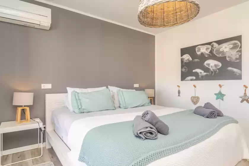 Holiday rentals in Casa del mar, Son Serra de Marina