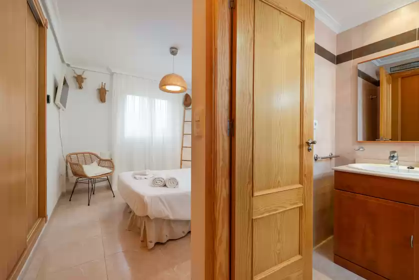 Holiday rentals in Es mirador (cales de mallorca), Cales de Mallorca