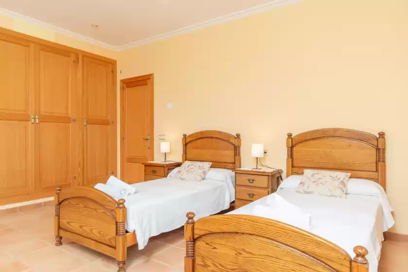 Holiday rentals in Es garroveret, Es Garrovers-Son Daviu Nou-Ses Llegitimes