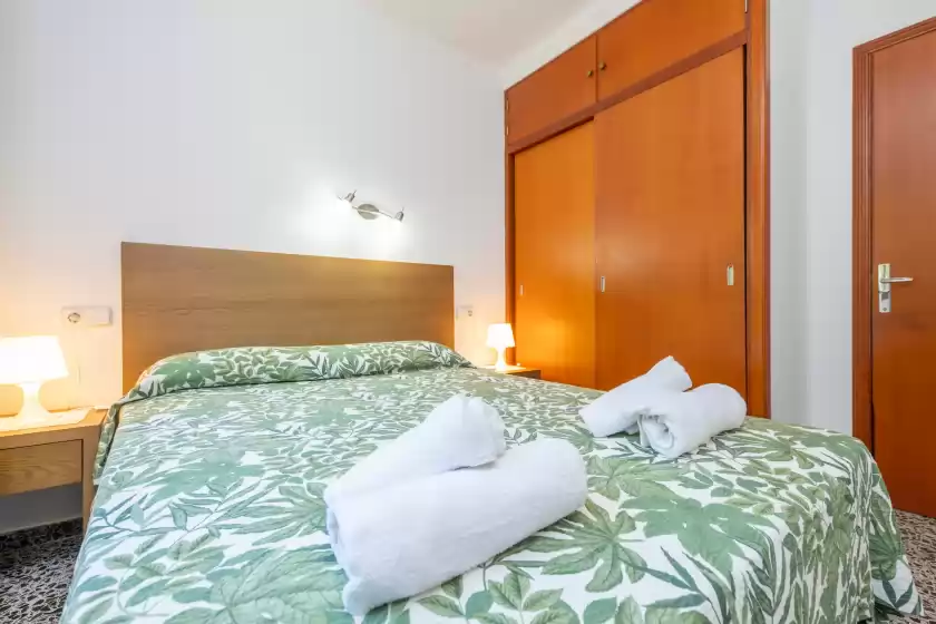 Holiday rentals in Calamari, Felanitx