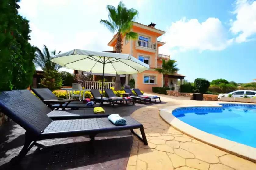 Holiday rentals in Chalet libertat, sa Torre