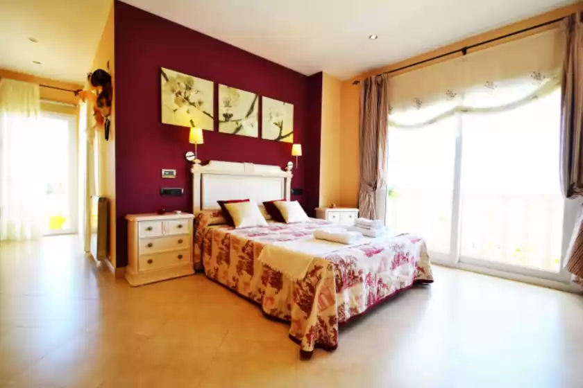 Holiday rentals in Chalet libertat, sa Torre