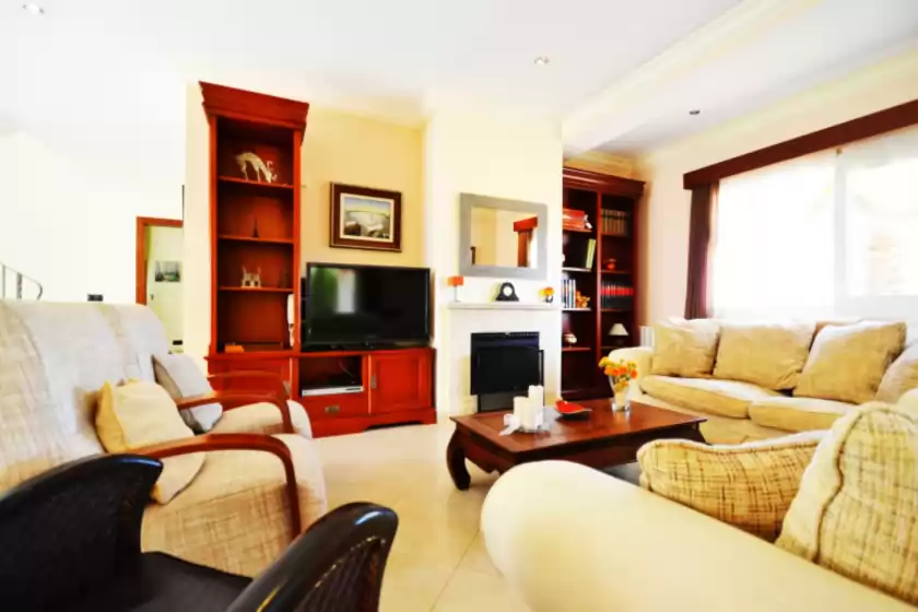 Holiday rentals in Chalet libertat, sa Torre