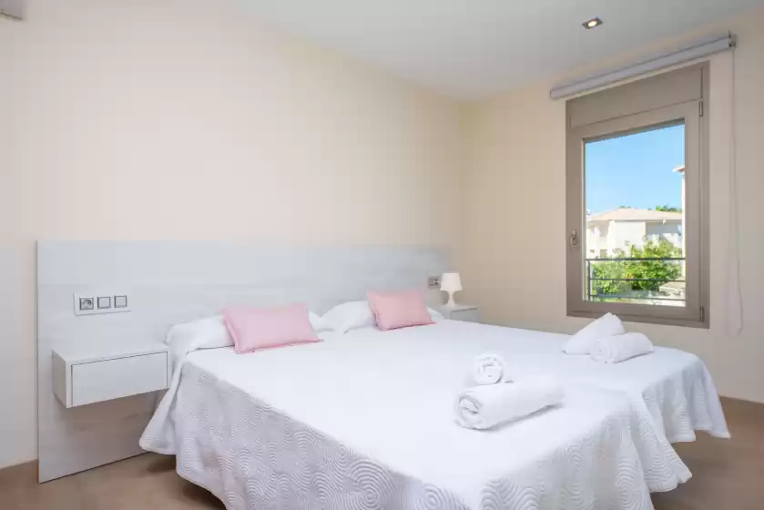 Holiday rentals in Antonia, Can Picafort