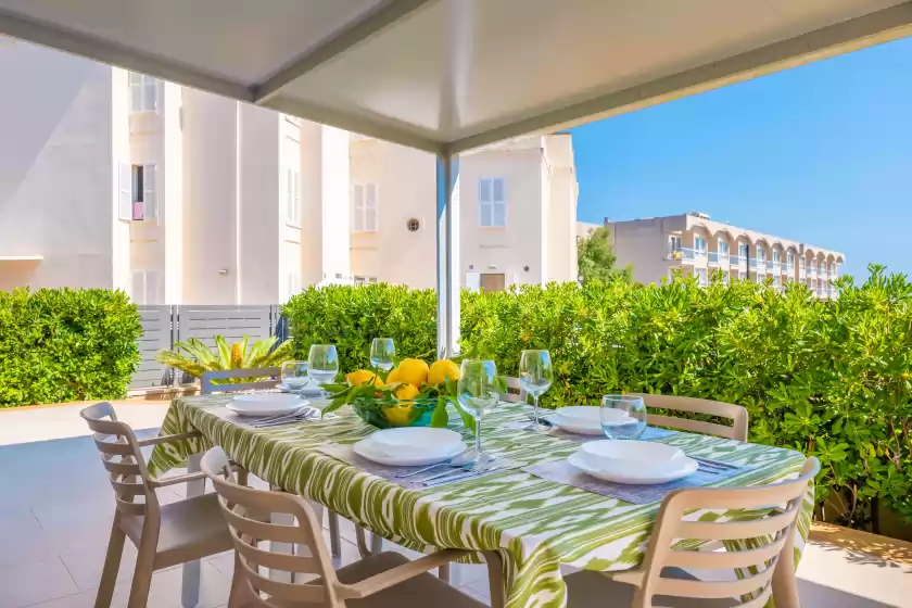 Holiday rentals in Antonia, Can Picafort