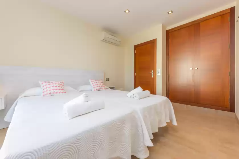 Holiday rentals in Antonia, Can Picafort