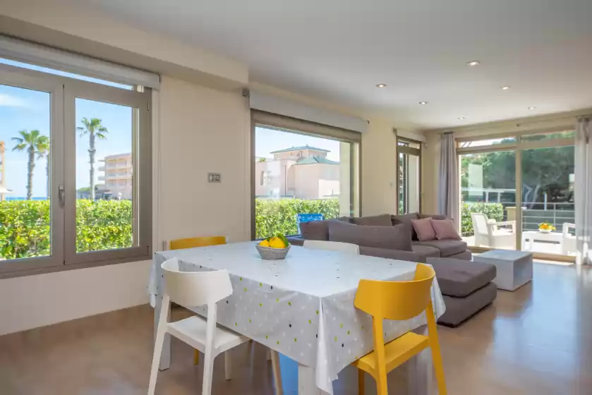 Holiday rentals in Antonia, Can Picafort