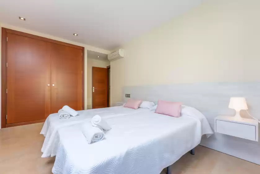 Holiday rentals in Antonia, Can Picafort