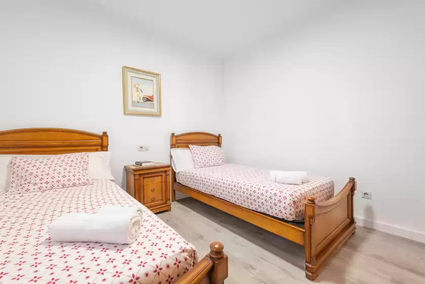 Holiday rentals in Villa canta, Platja de Muro